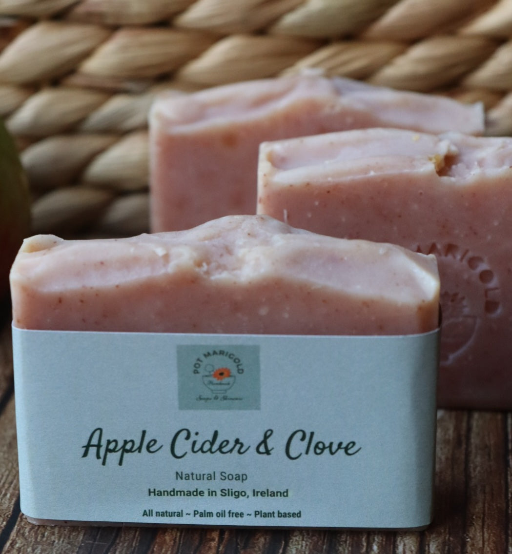 Potmarigold soaps/apple cider 7 clove 2