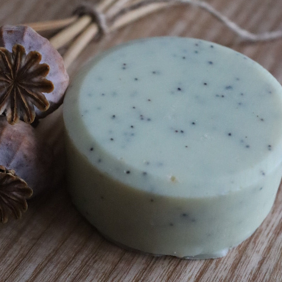 Gardener’s Scrub with poppy seeds (NEW)